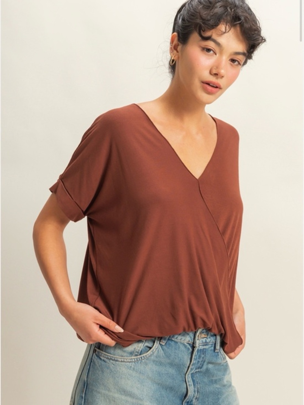 Relaxed V-Neck Short Sleeve Top in Brown - NWT - Medium